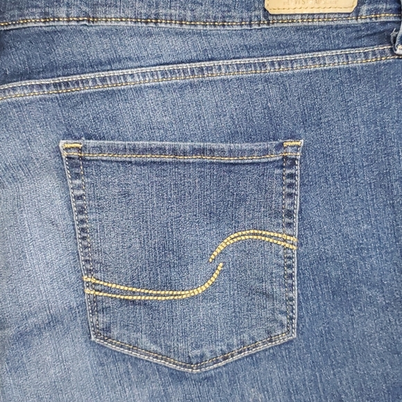 Levis Jean Capris Size 24 - Picture 4 of 5